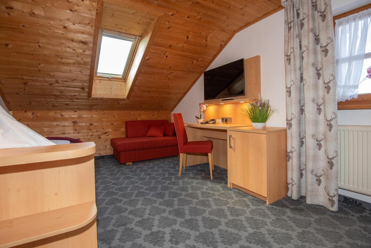 Pension Ludwig Thoma Otterfing Bagian luar foto